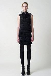 Vera Wang, Pre-fall/Winter 2011. New York Fashion Week 2011. [Dok. Vera Wang]