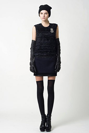 Vera Wang, Pre-fall/Winter 2011. New York Fashion Week 2011. [Dok. Vera Wang]