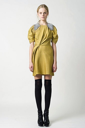 Vera Wang, Pre-fall/Winter 2011. New York Fashion Week 2011. [Dok. Vera Wang]