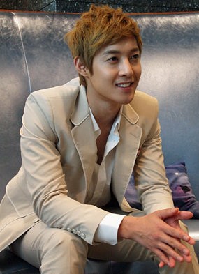 Nyanyi Solo, Kim Hyun Joong Ingin Tampilkan Sisi Maskulin