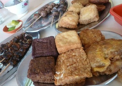 Hangatnya Gurih Soto Kudus