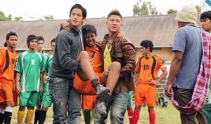 Movie Review: Tendangan dari Langit