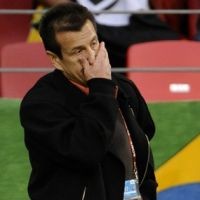 Dunga Melatih di Qatar