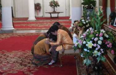 Beginilah Suasana Sungkeman Keluarga Inti Presiden SBY