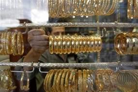 Harga Meroket, Emas Jadi Juara Inflasi