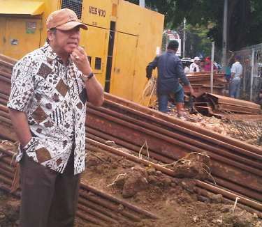 Giliran Wagub DKI Tinjau Pintu Air Kalimalang