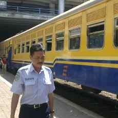 H+3, Ratusan Penumpang KA Berjubel di Stasiun Bojonegoro