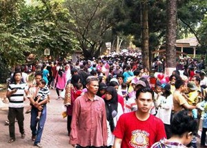 Libur Lebaran Terakhir, Pengunjung Ragunan Diperkirakan 140 Ribu