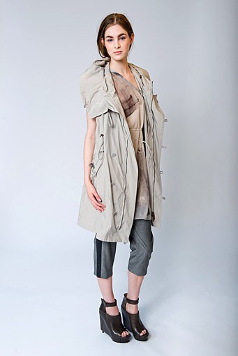 Vera Wang, Resort 2012. New York Fashion Week 2012. [Dok. Vera Wang]