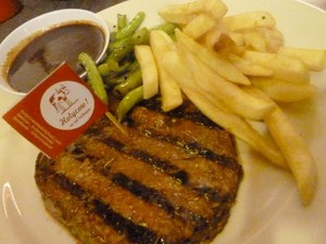 Empuk dan Juicy Beefsteak a la Hotel