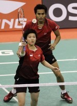 Tontowi/Liliyana & Febe Lewati Hadangan Pertama