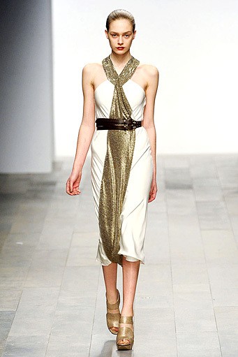 Amanda Wakeley, Fall/Winter 2011. London Fashion Week 2011. [Photo by Ian Gavan/Getty Images]