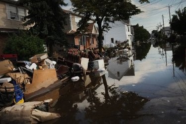 Banjir Bandang Landa Pennsylvania, Ratusan Ribu Orang Mengungsi
