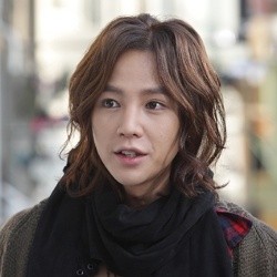 Jang Geun Suk Bantah Kencani Model Jepang