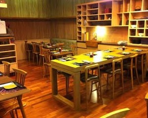 Teriyaki & Nuansa Rumah ala Jepang Suguhan Teritorri 