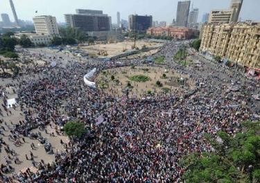 Tuntut Reformasi, Ribuan Orang Padati Tahrir Square di Kairo