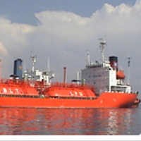 Berlian laju tanker default