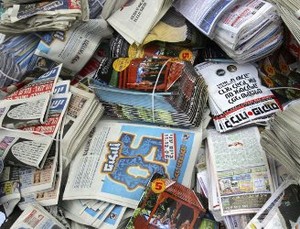 Koran Bekas Bisa Diolah Jadi BBM 