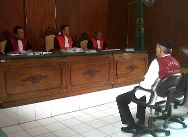 Kalapas Narkotika Nusakambangan Didakwa Terima Suap dari Bandar