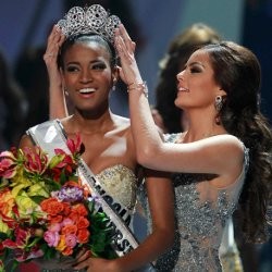 Ini Dia, Miss Universe 2011 Leila Lopes dari Angola