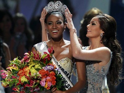 Miss Angola Jadi Pemenang Miss Universe 2011
