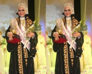 Dika Restiyani Pemenang Muslimah Beauty 2011