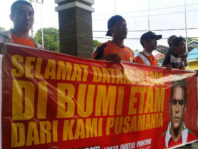 Ribuan Pusamania Sambut El Loco