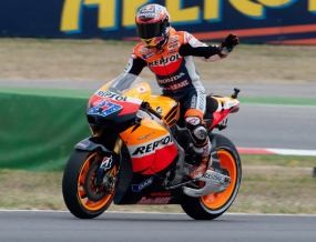 Stoner Masih Butuh Belajar di Aragon