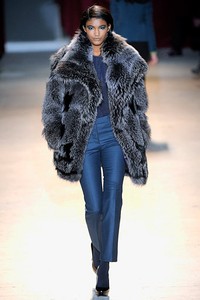 Zac Posen, Fall/Winter 2011. New York Fashion Week 2011. [dok. Zac Posen]
