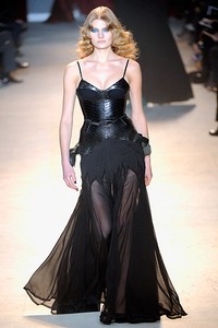 Zac Posen, Fall/Winter 2011. New York Fashion Week 2011. [dok. Zac Posen]