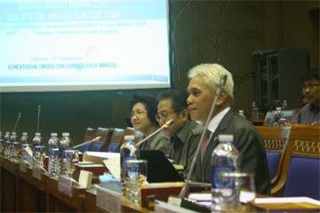 Hatta : Menteri Three In One