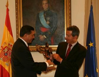 Alutsista TNI Harus Mandiri Karya Anak Bangsa Sendiri