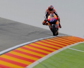 Honda Melesat, Stoner Ukir Rekor Baru