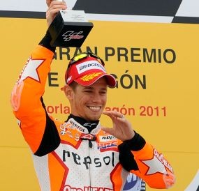 Menang Lagi, Stoner Dekati Tangga Juara