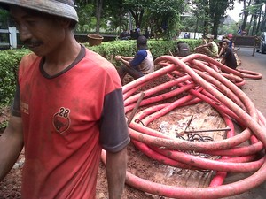 PLN Gaet Kontraktor Asing Tanam Kabel Bawah Tanah di Jakarta