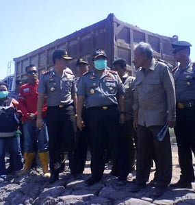 Kapolda Jatim Tinjau Gunungan Lumpur Lapindo