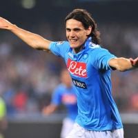 Hat-trick Cavani Sungkurkan Milan