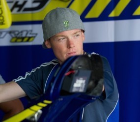 Pembalap Inggris Pastikan Kursi MotoGP 2013