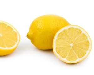 5 Tips Bersihkan Perabot Rumah dengan Lemon