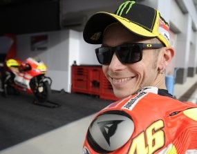 Valentino Rossi, Keren Tak Hanya di Trek