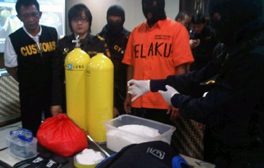 Bawa Sabu Rp 18 M Dalam Tabung Oksigen, WN Iran Ditangkap