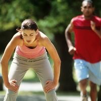 Cara Pangkas Berat Badan: Kurangi Kalori atau Banyak Gerak?