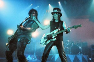 Promotor MLive Muzic Masih Mengupayakan Motley Crue Datang ke Indonesia