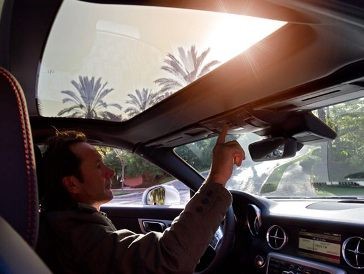 Fitur Magic di Mobil Mercy SLK350