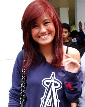 Agnes Monica Berencana Hadiri MTV EMA 2011 di Irlandia