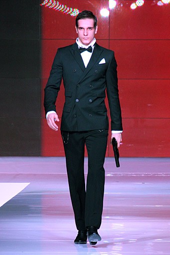 Jean Paul Gaultier. Mens Fashion Week Fall/Winter 2011 at Plaza Indonesia. Jakarta. [Foto: Mohammad Abduh/Wolipop]