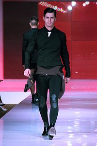 Jean Paul Gaultier. Mens Fashion Week Fall/Winter 2011 at Plaza Indonesia. Jakarta. [Foto: Mohammad Abduh/Wolipop]