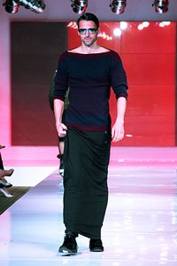 Jean Paul Gaultier. Mens Fashion Week Fall/Winter 2011 at Plaza Indonesia. Jakarta. [Foto: Mohammad Abduh/Wolipop]