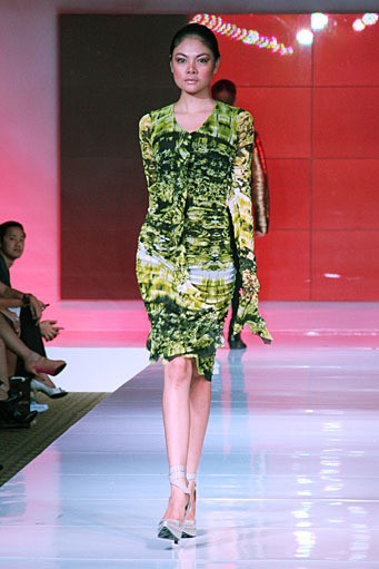 Jean Paul Gaultier. Mens Fashion Week Fall/Winter 2011 at Plaza Indonesia. Jakarta. [Foto: Mohammad Abduh/Wolipop]