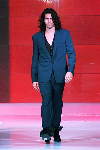 Jean Paul Gaultier. Mens Fashion Week Fall/Winter 2011 at Plaza Indonesia. Jakarta. [Foto: Mohammad Abduh/Wolipop]